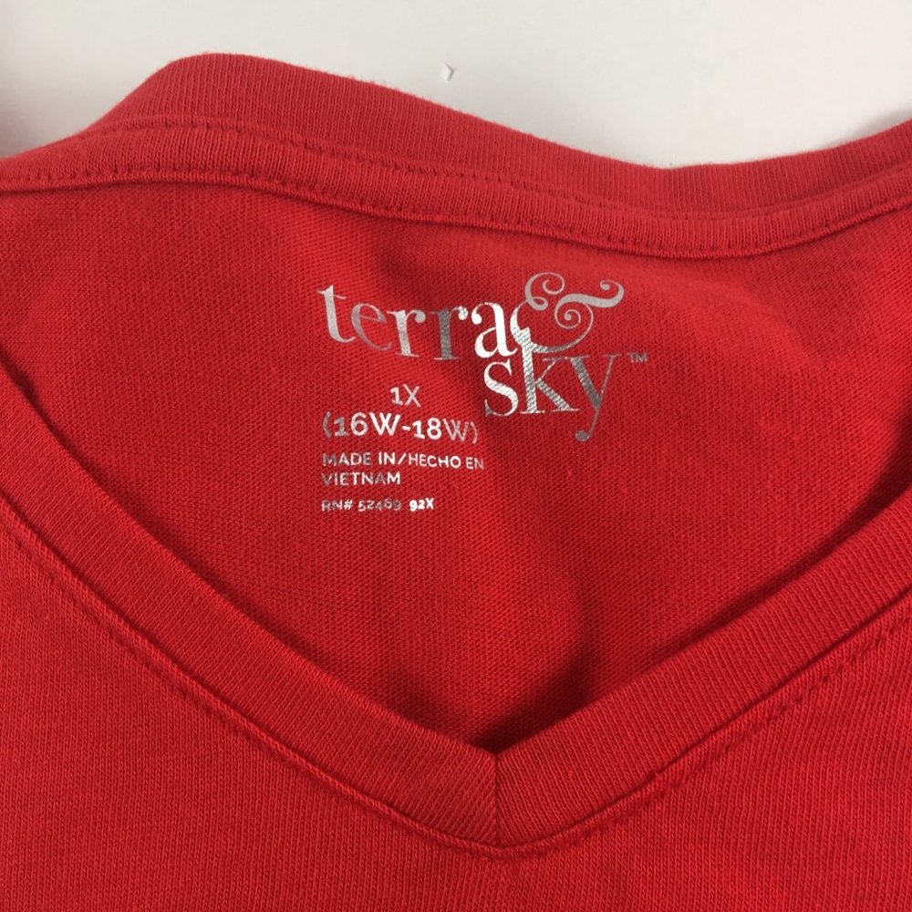 TERRA & SKY LONG SLEEVE V NECK WOMENS RED SHIRT - Picture 4 of 4
